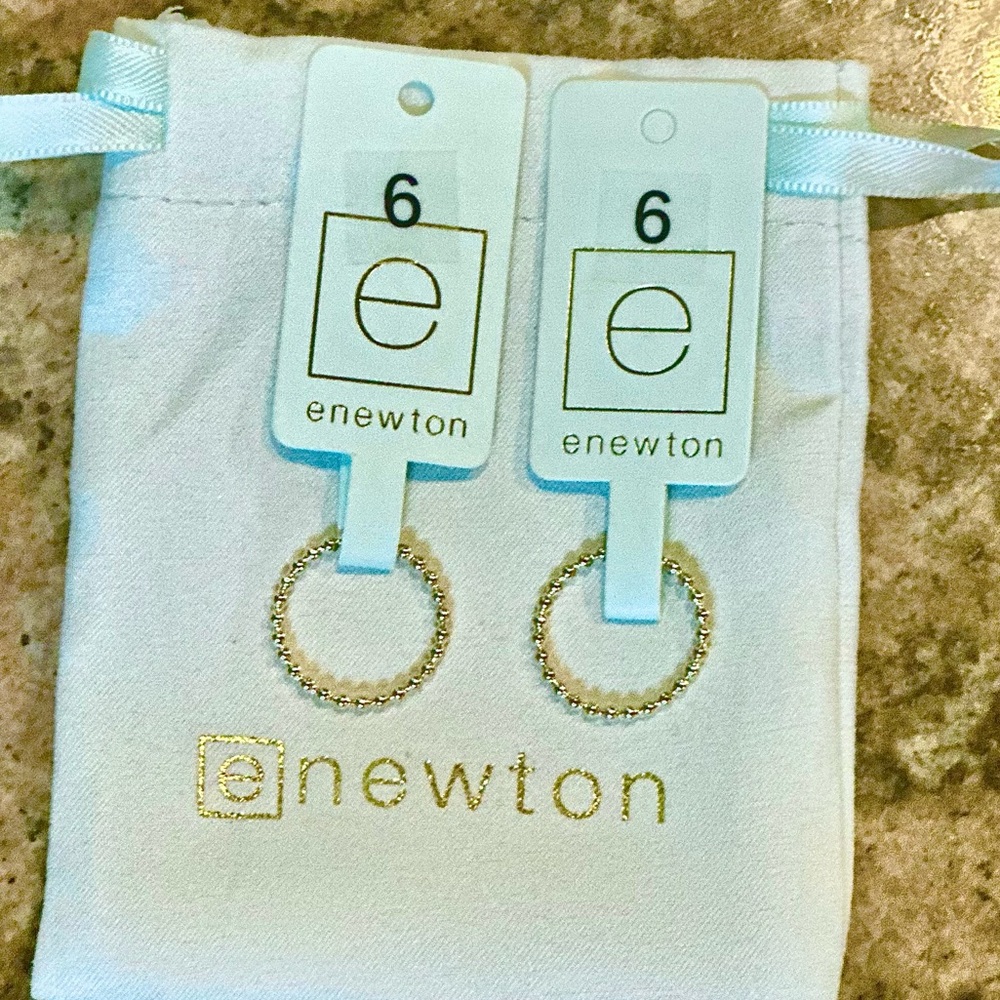 New set of 2 e newton beaded rings size 6